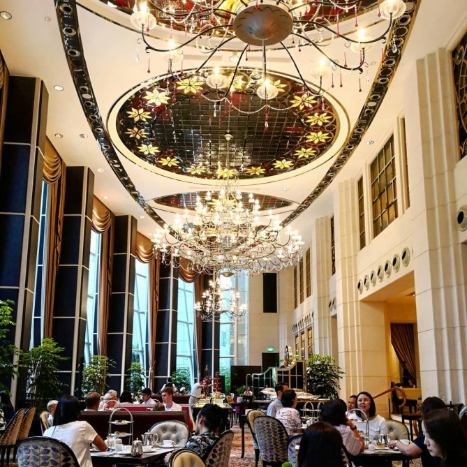 セントレジス内のブラッセリ―・レサヴール