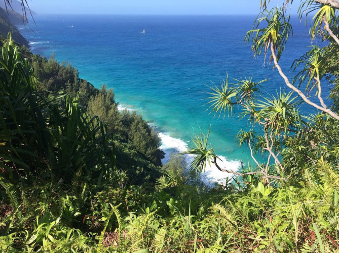 カララウトレイユ