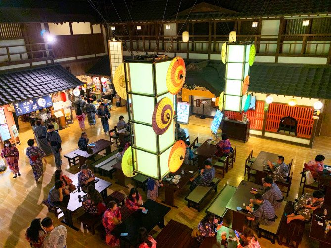 お台場大江戸温泉物語の食事処