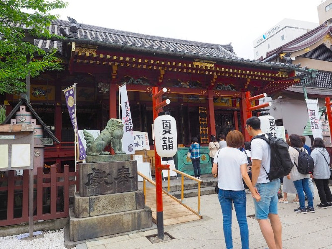 浅草神社の本殿