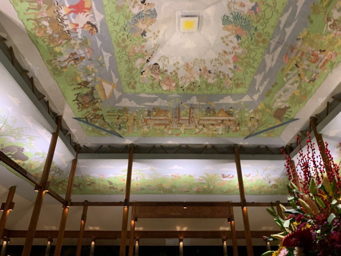 メリアバリ　ロビー天井