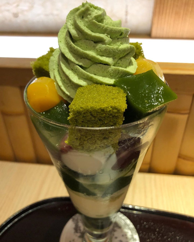 茶寮都路里祇園本店_特選都路里パフェ