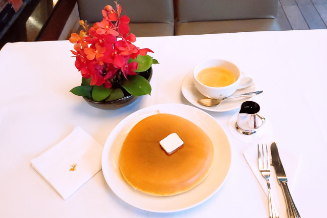 絵本に出てくるようなパンケーキ