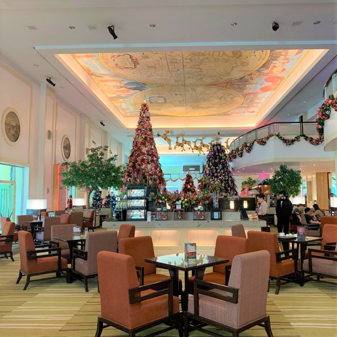 ウォーターフロントセブシティ：ロビー