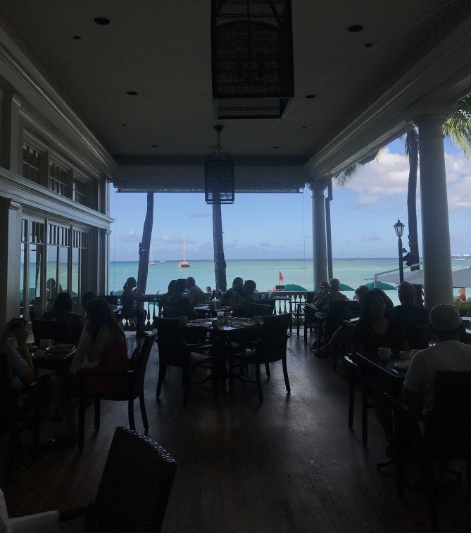 ハワイのホテルのテラス