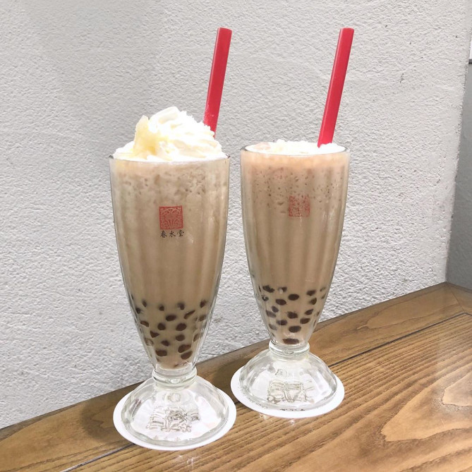 「タピオカミルクティー発祥のお店」のタピオカミルクティー