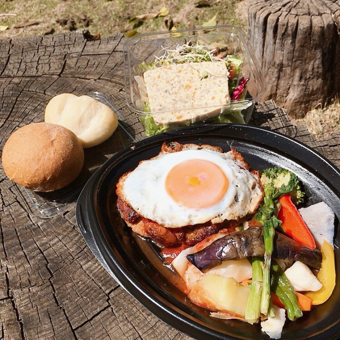 メゾン・ド・スリジェ　ハンバーグ