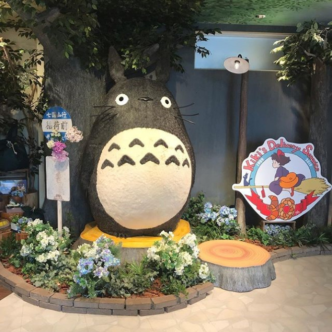 キャラクターショップ