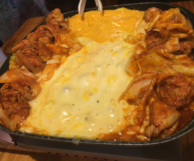 市場ダッカルビ