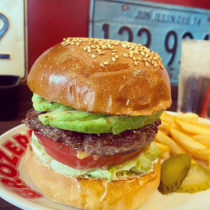 ブラザーズ　ハンバーガー