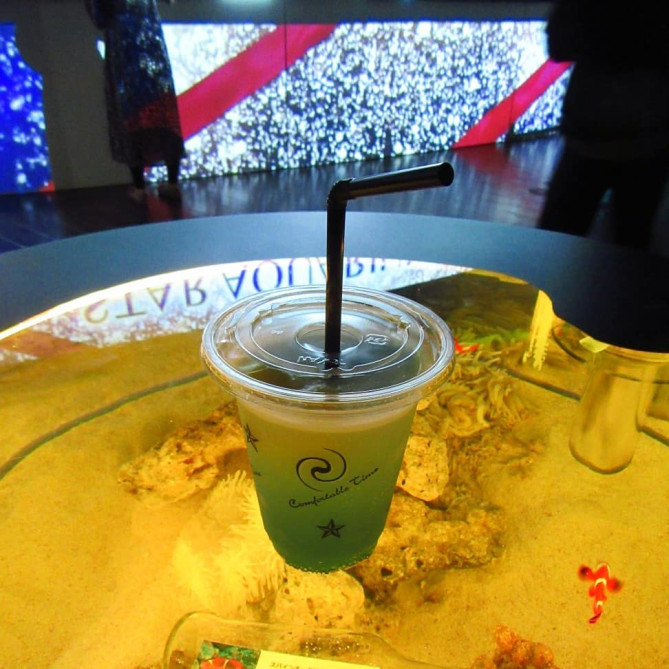 アクアパーク品川　コーラルカフェバー