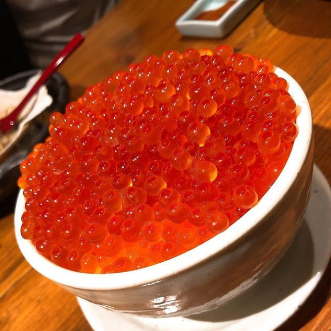 海味はちきょうのつっこ飯