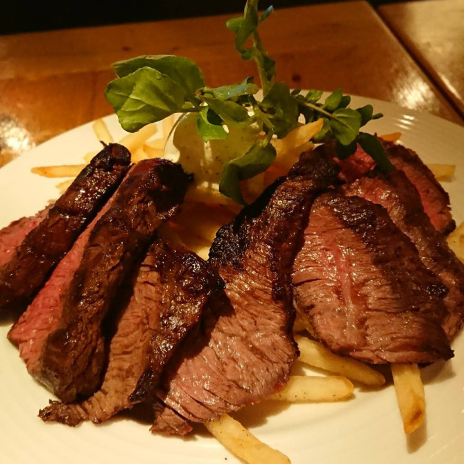 表参道ワイン食堂den