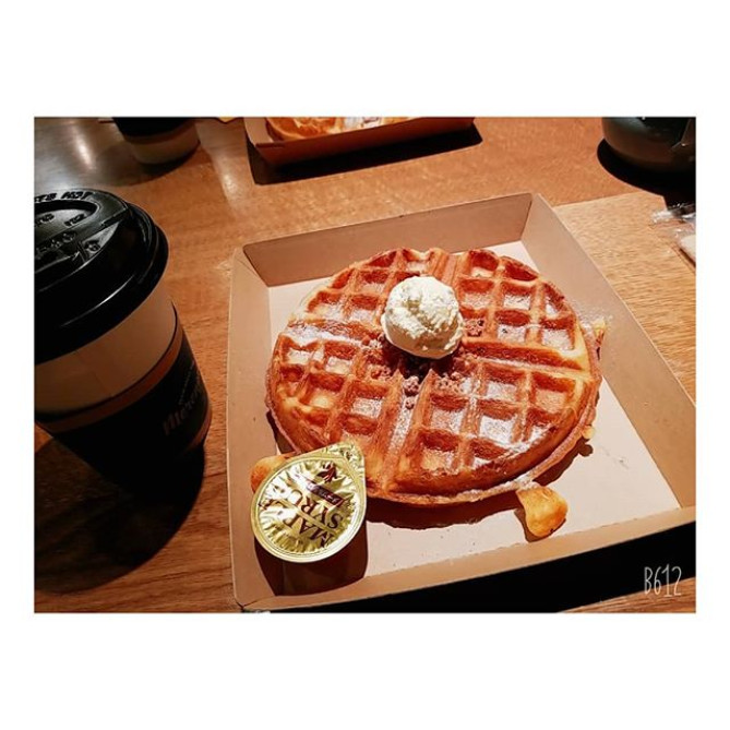 Hawaiian waffle Merengue