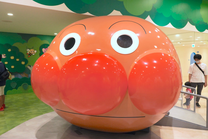 横浜アンパンマンこどもミュージアム：アンパンマン号