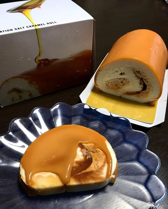 ARINCO 東京ステーション「塩キャラメルロール(1,429円~)」