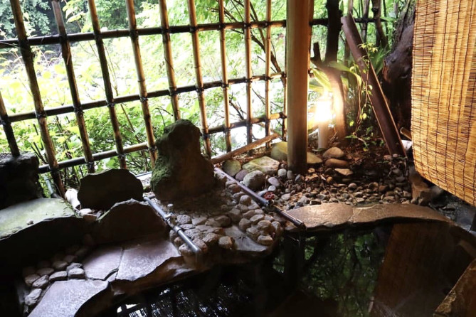 露天付きの和室もある 一の湯 塔ノ沢 本館