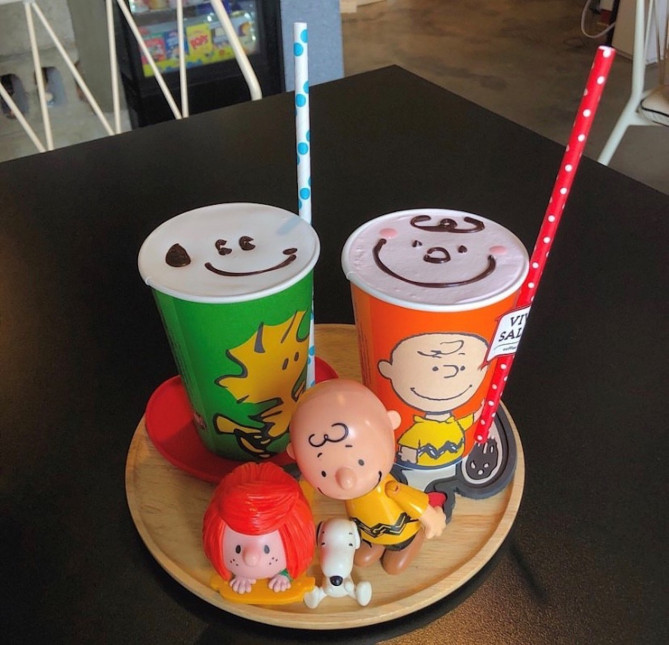 비바쌀롱のスヌーピードリンク