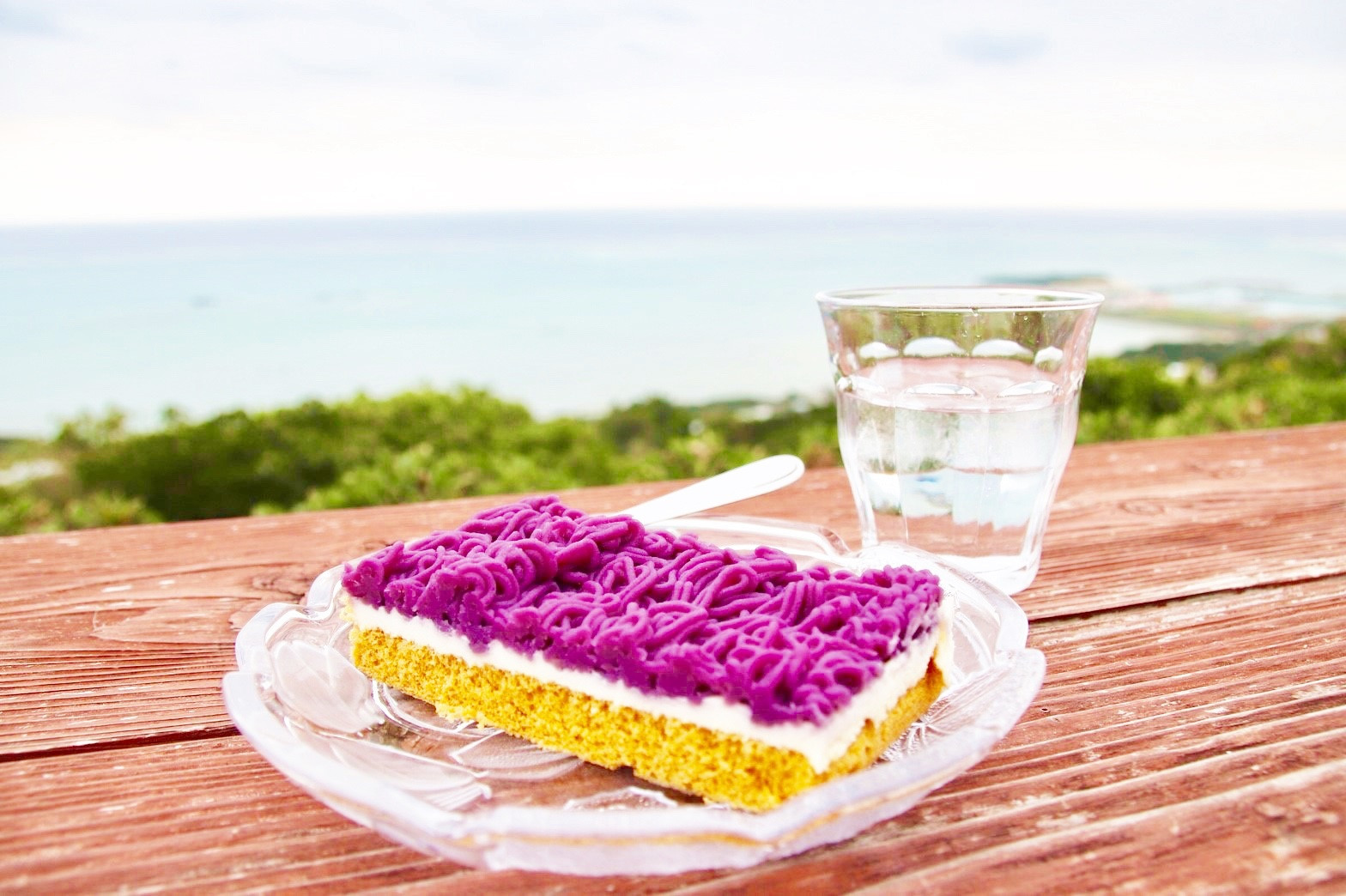 必食】沖縄の絶品スイーツ13選！沖縄素材を使ったケーキ・タルト・ジェラートを紹介！
