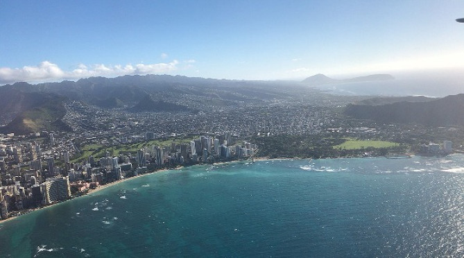 ハワイまでの移動費はどれくらいかかるの?