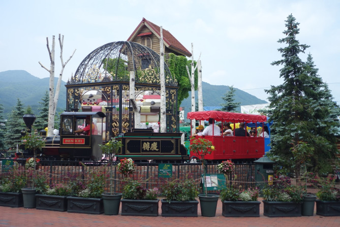 子どもに大人気！白い恋人鉄道