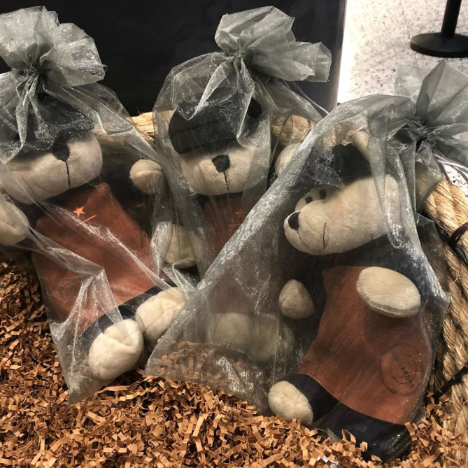 スターバックスリザーブ®限定ベアリスタ