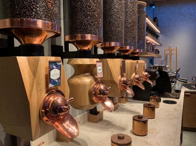 コーヒーの飲み比べ体験