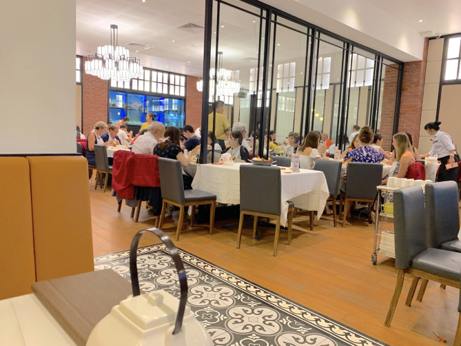 ジャンボシーフード(リバーウォーク店)の店内