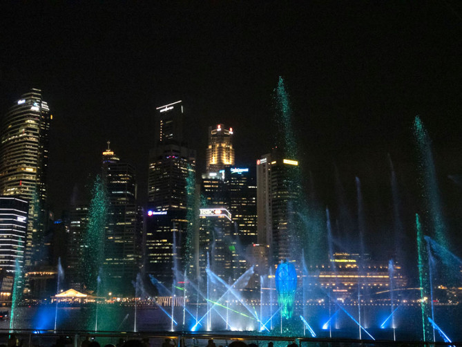 シンガポールの噴水ショー