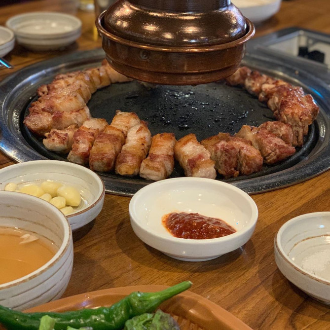 肉典食堂の極厚サムギョプサル