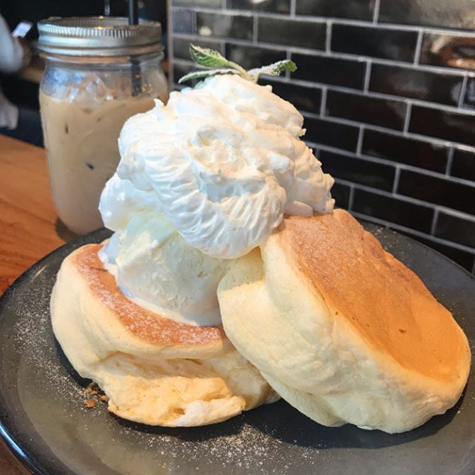 クラシックスフレパンケーキ