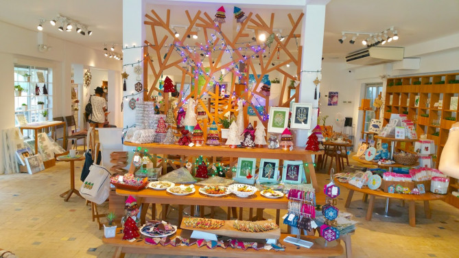 ハワイでもクリスマス商品が購入できる