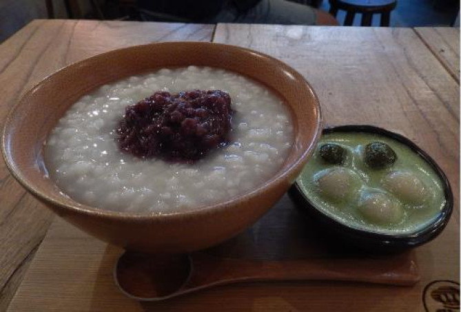 林百貨店の最上階にある茶房