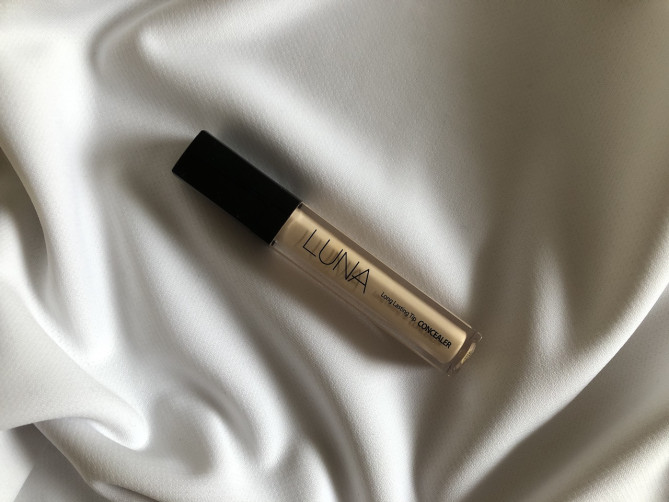 ルナチップコンシーラー