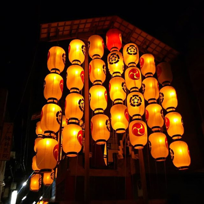 工夫を凝らされた山鉾が多数登場します