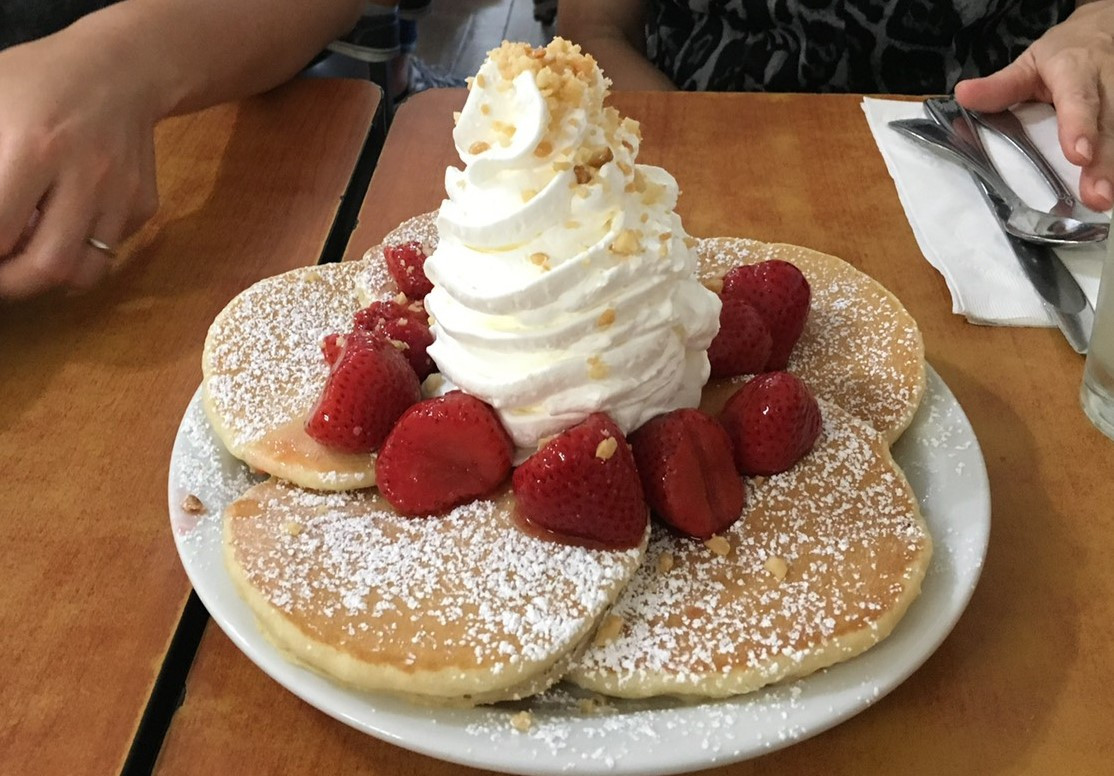 ホイップクリームパンケーキ ミルミ Mirumi お出かけ 旅行メディア