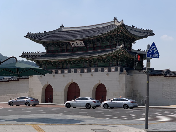 鍾路エリアを観光