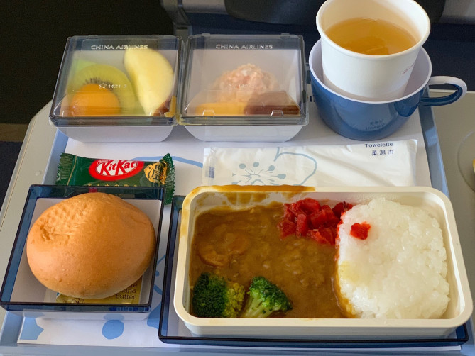 チャイナエアラインの機内食