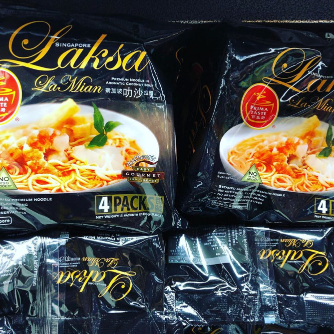 プリマテイストのインスタントラクサヌードル