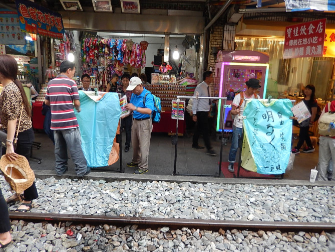 ランタンに願いを込めて