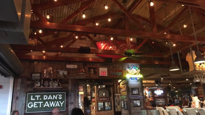 ババガンプの店内・オリジナル画像