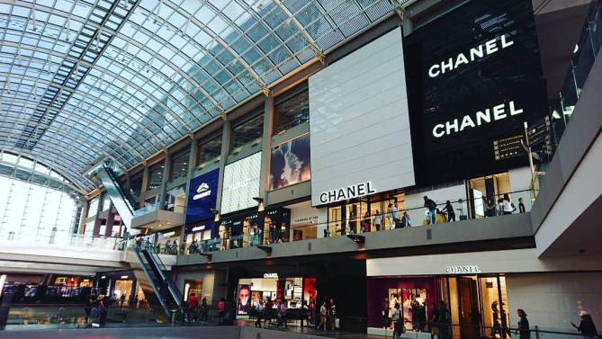 ブランド品を狙うならショップス・アット・マリーナベイサンズへ