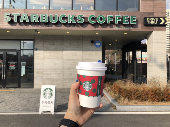 韓国スタバ限定のドルチェラテ