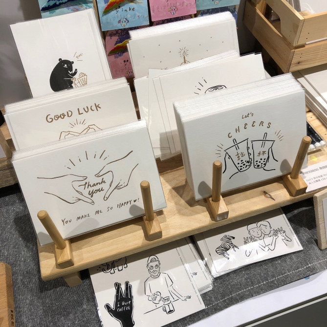 もらったら嬉しいミニマルなポストカード