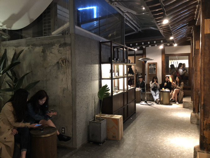 SEOUL COFFEEの店内の様子