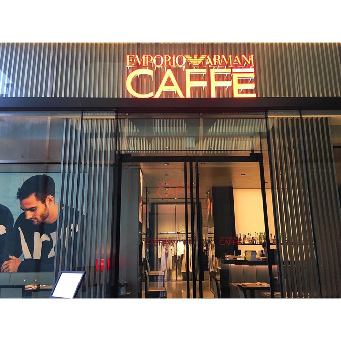 エンポリオアルマーニカフェ