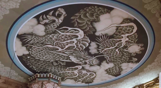 法堂の雲龍図