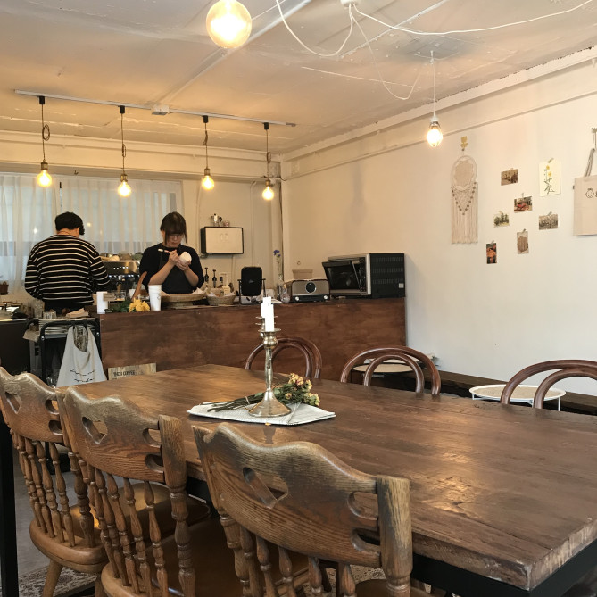 カフェ店内