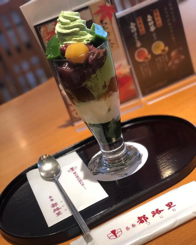 特選都路里パフェ