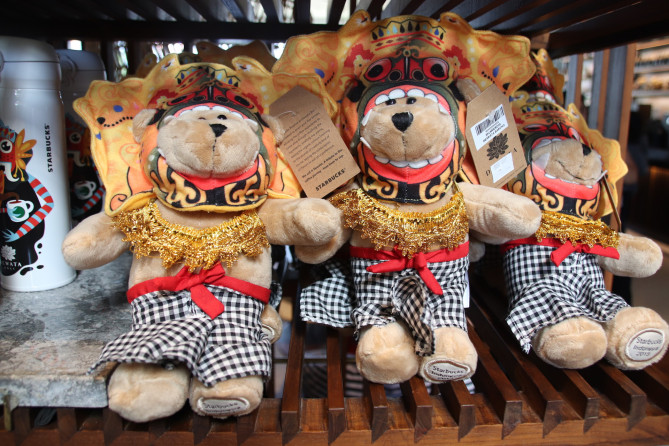 バロンのかぶりものテディベア